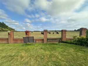 Photo 17- click for photo gallery